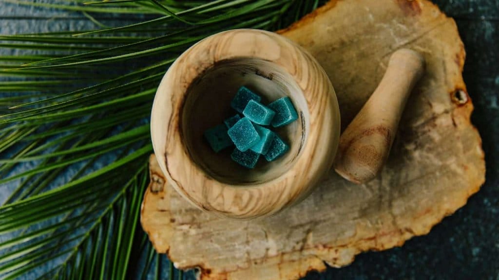 The Differences Between CBD Gummies and CBD Oil